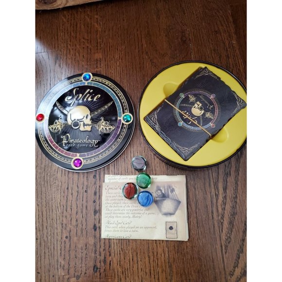 Splice Pirateology Card Game (2007) in Bejeweled Collectible Tin, Strategy - Picture 3 of 3